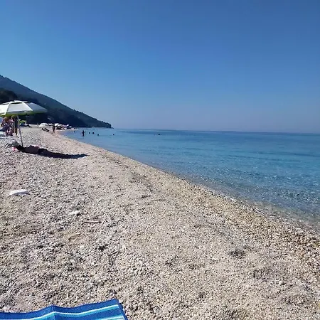 Agios Stefanos Sea View ヴィラ