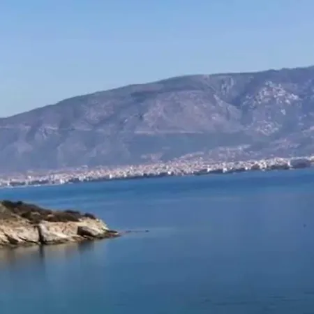 ヴィラ Agios Stefanos Sea View