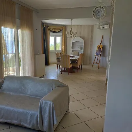 Agios Stefanos Sea View ヴィラ ヴォロス